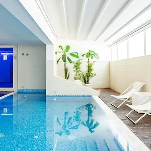 L'hotel Hotel