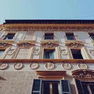 Palazzo Lupardi Relais Bed & Breakfast Rome
